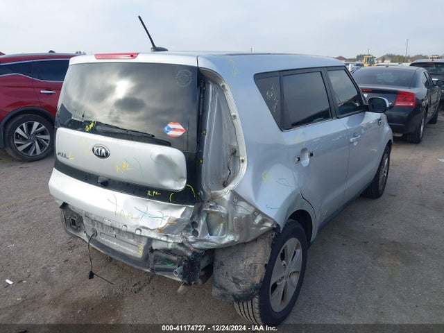 KIA Soul 2016 KNDJN2A27G7858455 Image 4