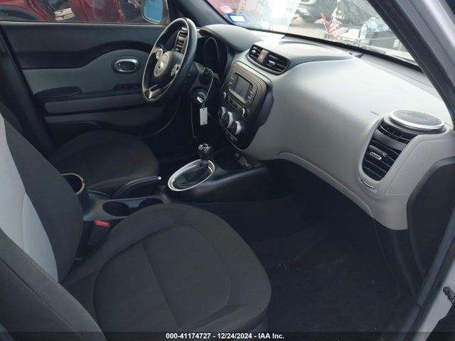 KIA Soul 2016 KNDJN2A27G7858455 Image 5