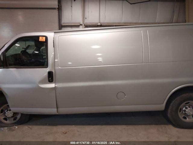 1GCZGUCGXF1144676 Chevrolet Express 3500 Work Van