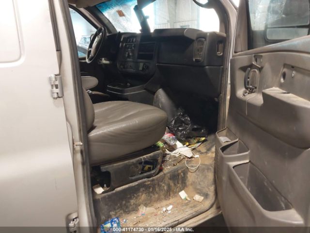 1GCZGUCGXF1144676 Chevrolet Express 3500 Work Van