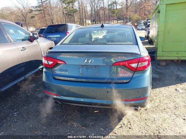 Hyundai Sonata Limited 2015 5NPE34AF3FH134813 Image 17