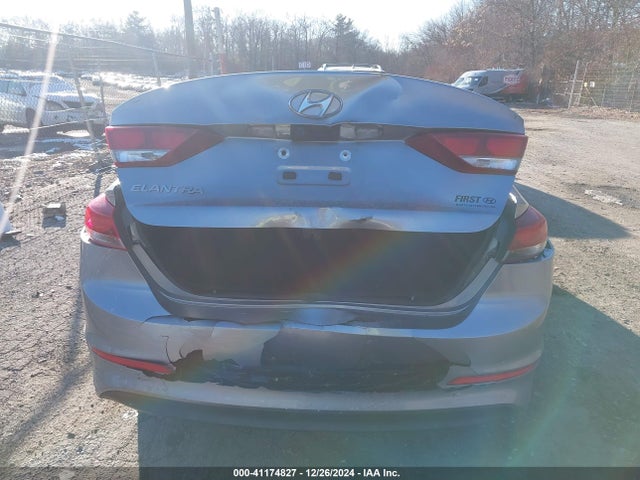 5NPD84LF4HH008893 Hyundai ELANTRA SE