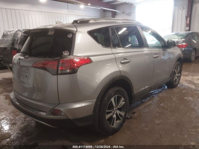 JTMRFREV8JD244360 Toyota Rav4 Adventure/xle