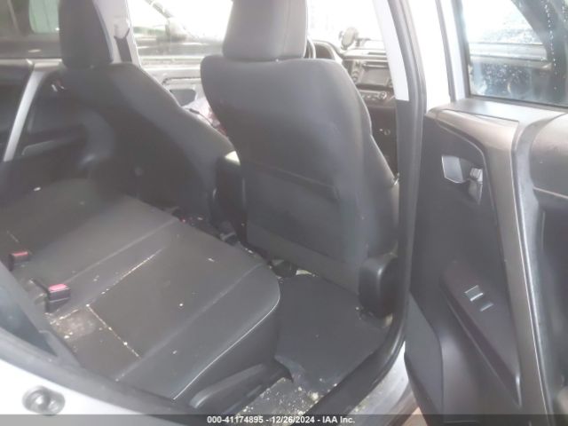 JTMRFREV8JD244360 Toyota Rav4 Adventure/xle
