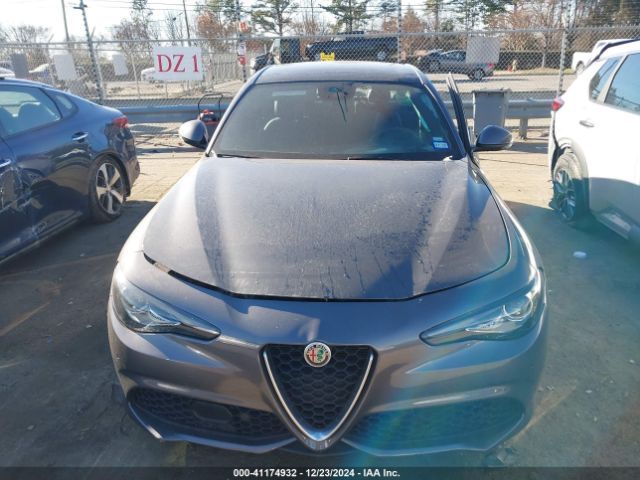 ZARFAMBN0P7670825 Alfa Romeo Giulia Ti Rwd