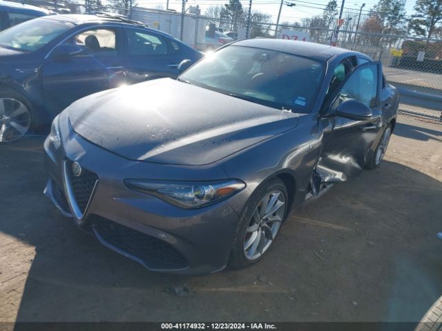 ZARFAMBN0P7670825 Alfa Romeo Giulia Ti Rwd