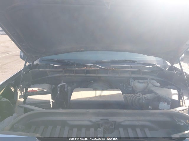 Продажа на аукционе авто 2022 Gmc Sierra 1500 4wd  Short Box Slt, vin: 3GTUUDED7NG670110, номер лота: 41174935