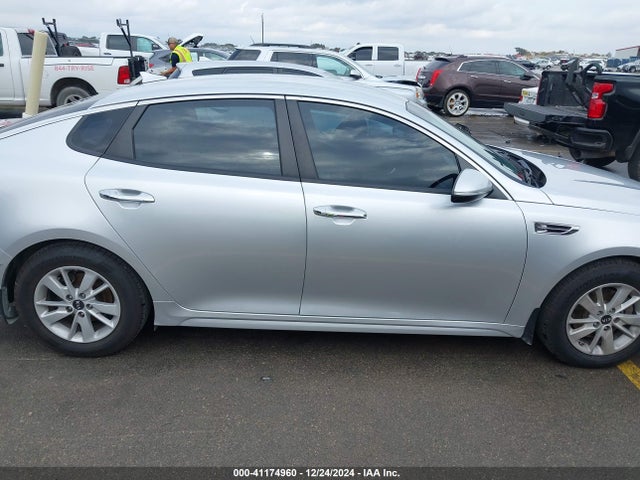 KIA Optima Lx 2017 5XXGT4L37HG160650 Image 13