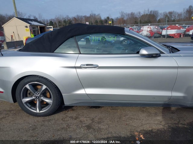 Ford Mustang V6 2015 1FATP8EM2F5389955 Image 13