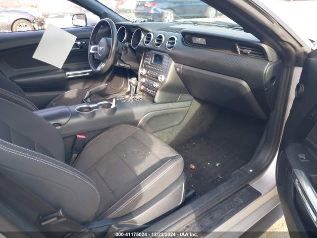 Ford Mustang V6 2015 1FATP8EM2F5389955 Image 5