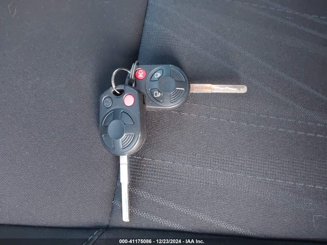 Ford FOCUS S 2018 1FADP3E2XJL208126 Image 11
