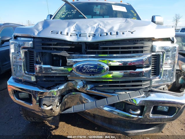 Ford F-250 Xlt 2017 1FT7W2B67HEF33309 Image 6