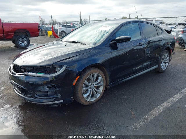 Chrysler 200 S 2015 1C3CCCBG2FN710792 Image 2