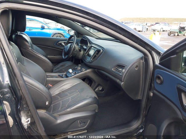 Chrysler 200 S 2015 1C3CCCBG2FN710792 Image 5