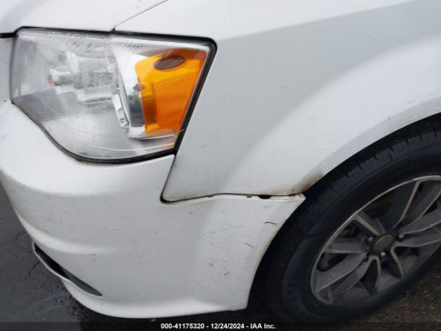 2C4RDGCG7HR807663 Dodge Grand Caravan Sxt