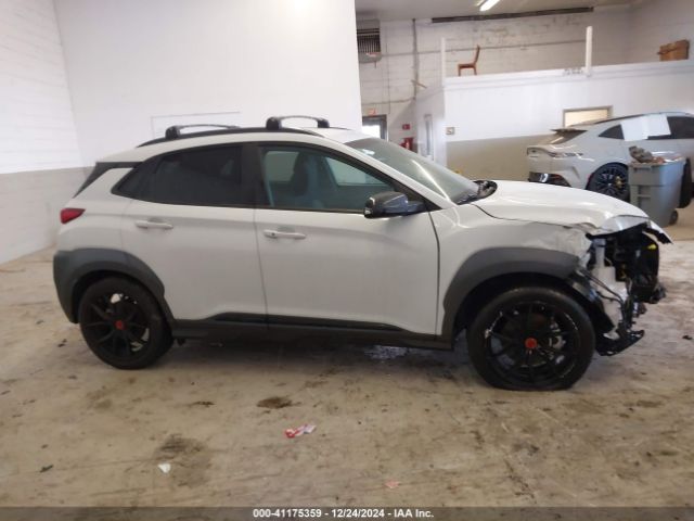 KM8K63A51MU673912 Hyundai Kona Night