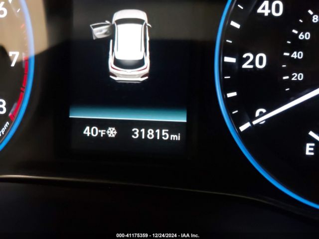 KM8K63A51MU673912 Hyundai Kona Night
