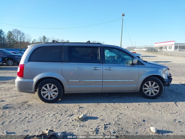 2C4RC1BG4FR655677 Chrysler Town & Country Touring