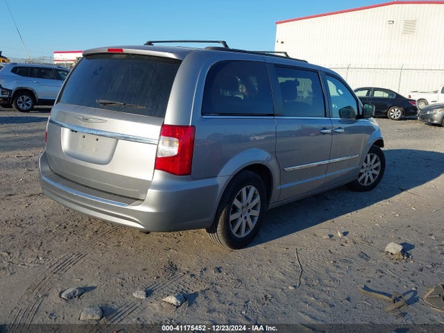 2C4RC1BG4FR655677 Chrysler Town & Country Touring
