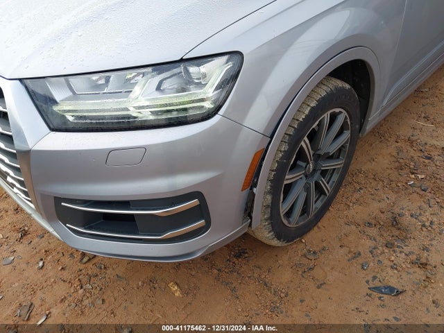 Audi Q7 3.0t Premium 2017 WA1LAAF76HD003875 Image 19