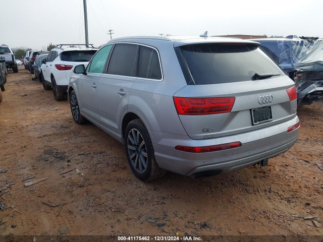 Audi Q7 3.0t Premium 2017 WA1LAAF76HD003875 Image 3