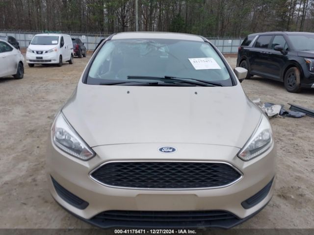 1FADP3K2XJL319053 Ford FOCUS SE