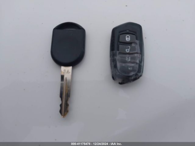 1ZVBP8AM7E5269821 Ford Mustang V6