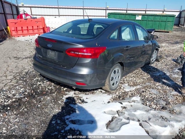 Ford 2.0l gdi 2017 1FADP3E22HL337620 Image 4