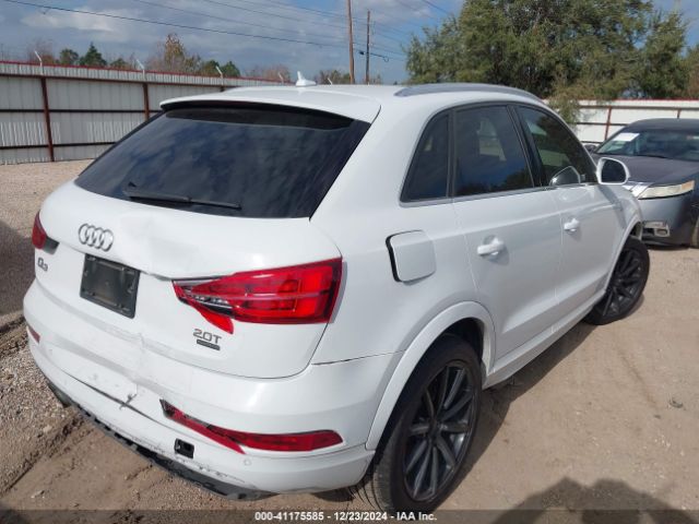 WA1JCCFS6JR001733 Audi Q3 2.0t Premium/2.0t Sport Premium