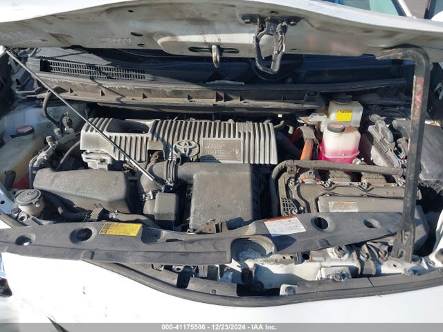 Toyota Prius Plug-in Advanced 2015 JTDKN3DP9F3073703 Image 10