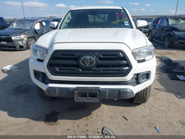 5TFAX5GN6KX157668 Toyota Tacoma Sr