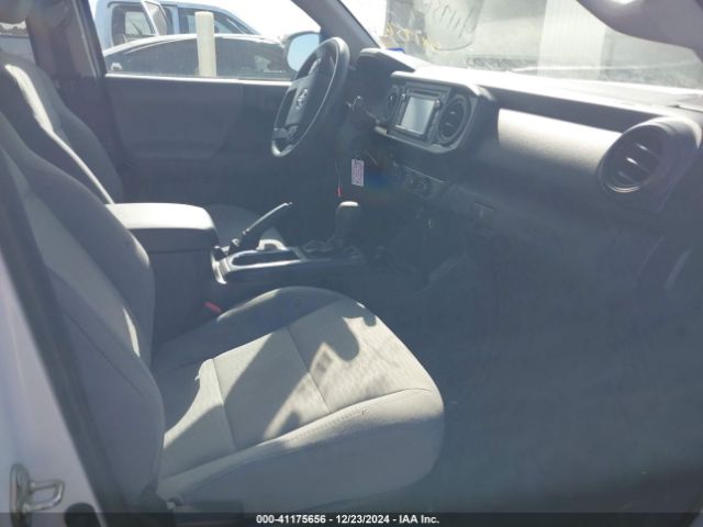 5TFAX5GN6KX157668 Toyota Tacoma Sr