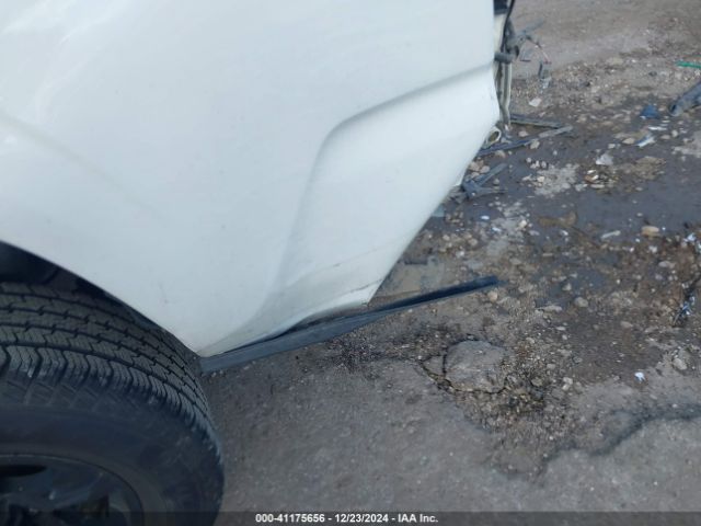 5TFAX5GN6KX157668 Toyota Tacoma Sr