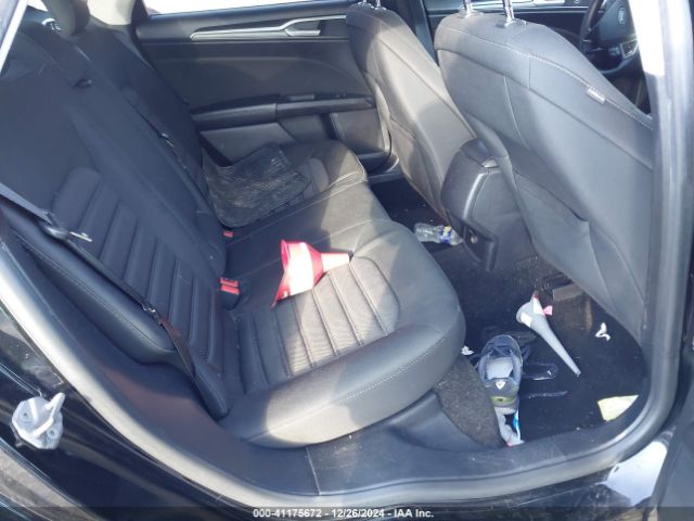 3FA6P0H72JR125581 Ford FUSION SE