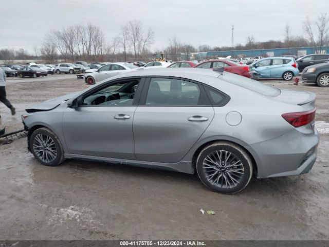 3KPF54AD4PE673363 KIA Forte Gt-line