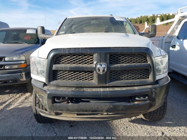 3C6TR5HTXJG282702 RAM 2500 Tradesman  4x4 8' Box