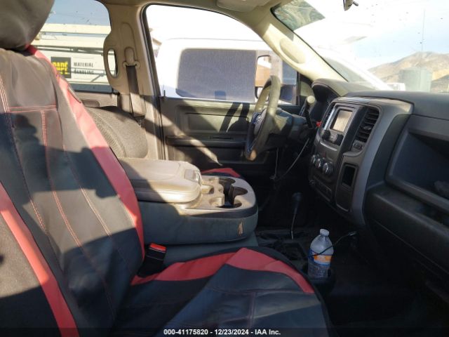 3C6TR5HTXJG282702 RAM 2500 Tradesman  4x4 8' Box