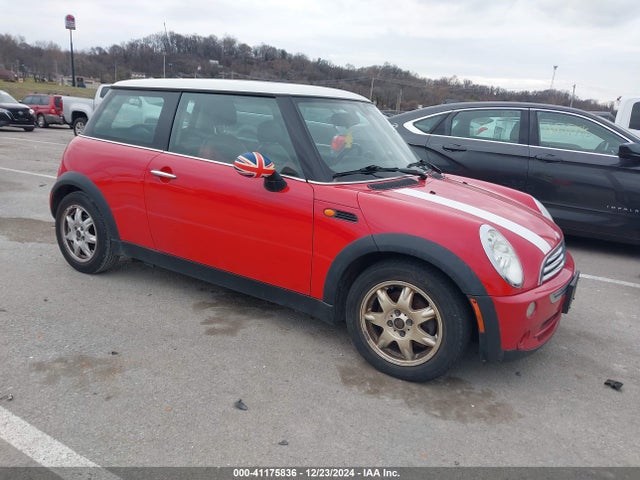 2006 MINI COOPER WMWRC33566TK70698 Photo 0