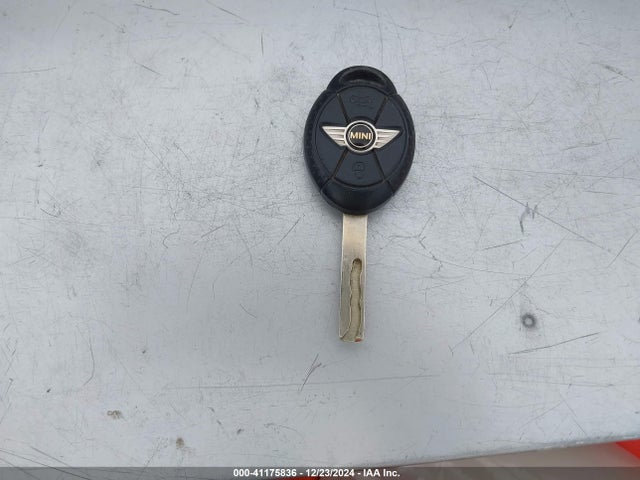 2006 MINI COOPER WMWRC33566TK70698 Photo 10