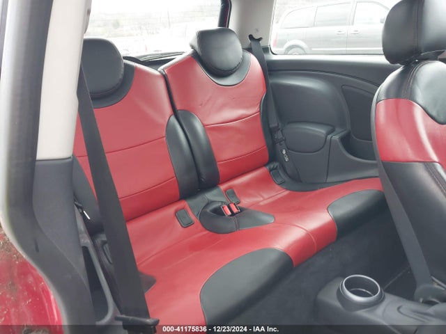 2006 MINI COOPER WMWRC33566TK70698 Photo 7