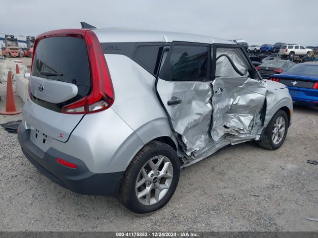 KNDJ23AU3M7778436 KIA SOUL S