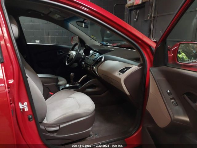KM8JT3AF3FU954335 Hyundai TUCSON GLS