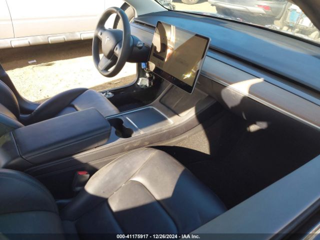 5YJ3E1EA9NF295890 Tesla Model 3 Rear-wheel Drive
