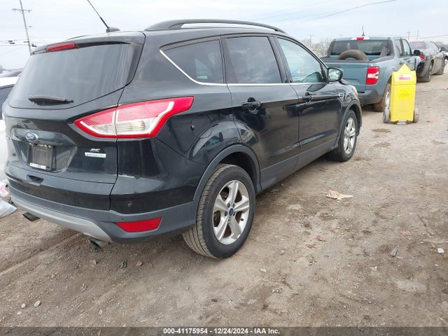 1FMCU0GX0GUA64719 Ford ESCAPE SE