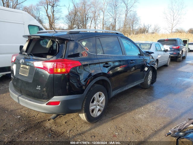 Toyota RAV4 LE 2015 2T3BFREV5FW345030 Image 4