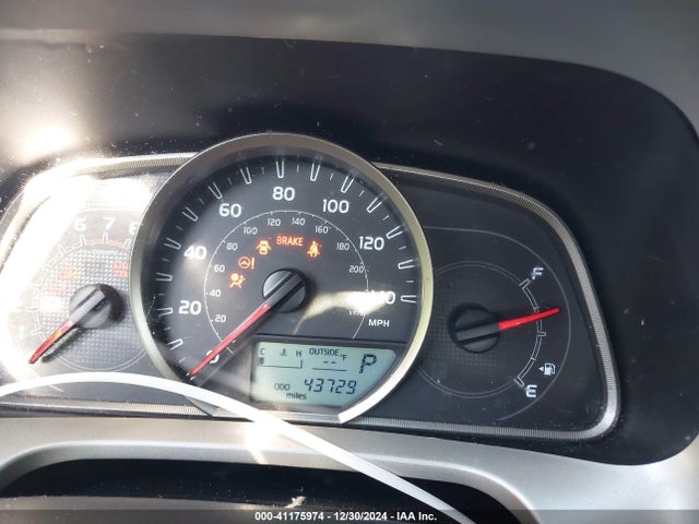 Toyota RAV4 LE 2015 2T3BFREV5FW345030 Image 7