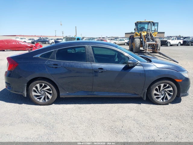 Honda CIVIC EX 2018 2HGFC2F70JH552663 Image 13
