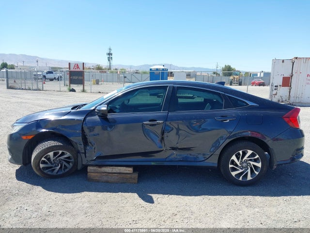 Honda CIVIC EX 2018 2HGFC2F70JH552663 Image 14
