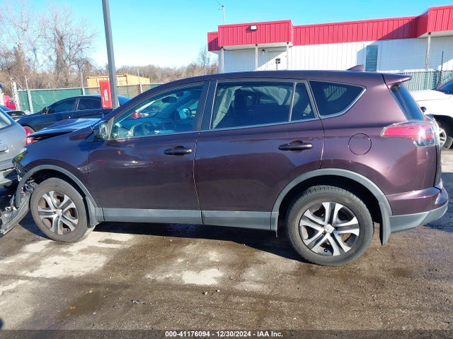Toyota RAV4 LE 2018 2T3ZFREV1JW457959 Image 15