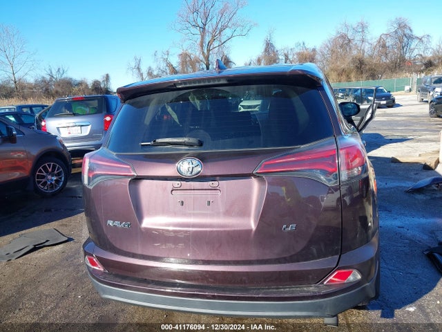 Toyota RAV4 LE 2018 2T3ZFREV1JW457959 Image 17